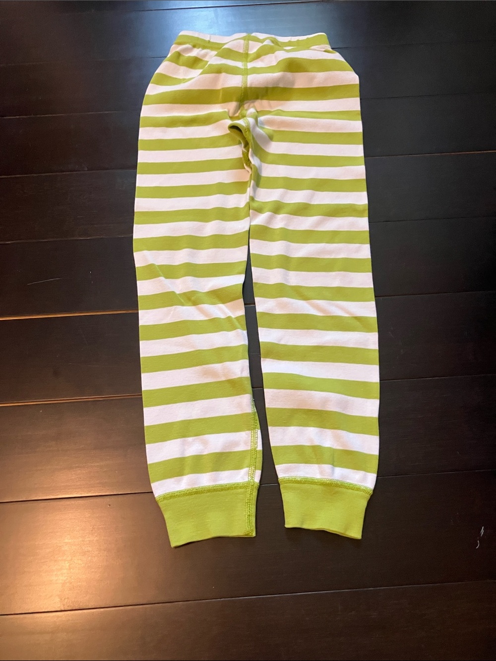 Hanna Andersson Lime Green Grinch Face Stripe Pajama Set - Picture 8 of 8
